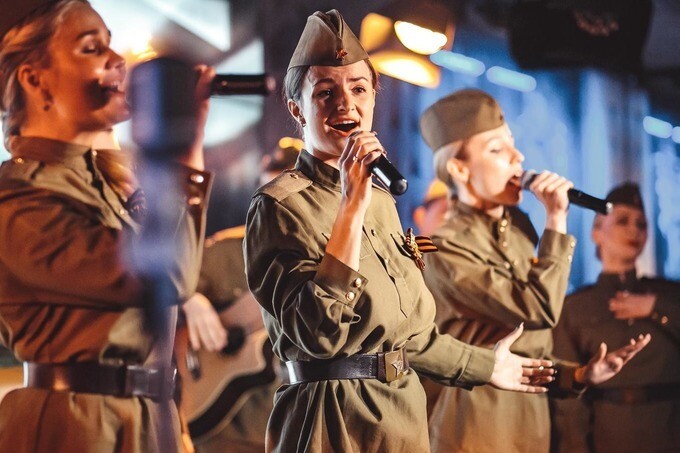 «Песни Победы» от «Хора Турецкого» и SOPRANO