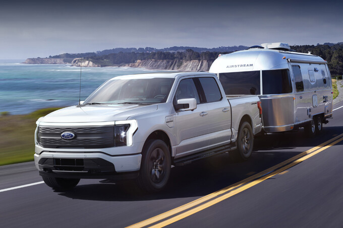 Ford показала электропикап F-150 Lightning за $40 000