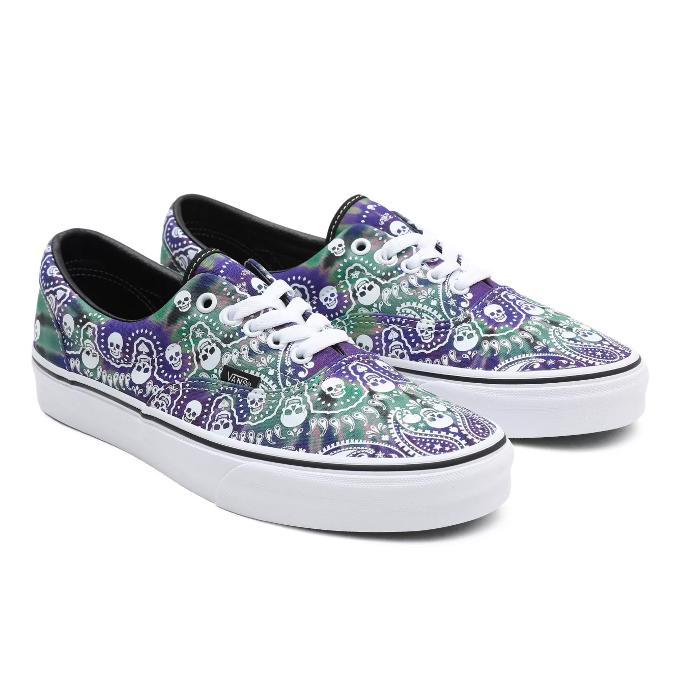 Кеды и кости: Vans и Anaheim представили новую коллекцию — Афиша Ташкента