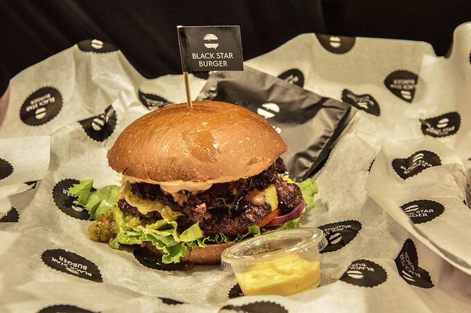 Открытие нового филиала Black Star Burger