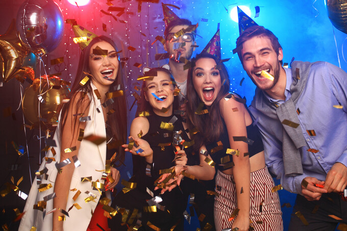 Вечеринка Yelloween в Maqom bar