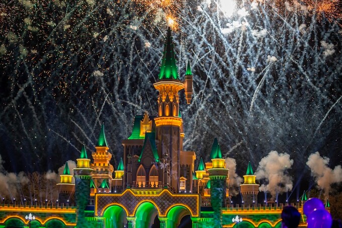Новогодняя программа в Magic City