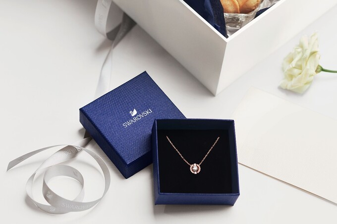 Скидки в Swarovski