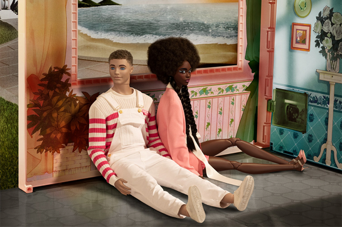 Balmain создали коллекцию одежды для кукол Barbie