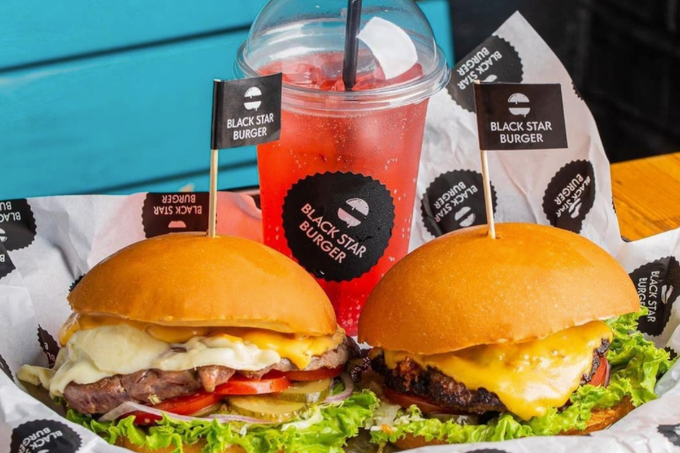 Акция в Black Star Burger