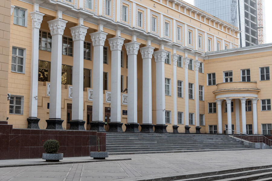 Молодёжный театр Узбекистана закрывается на ремонт
