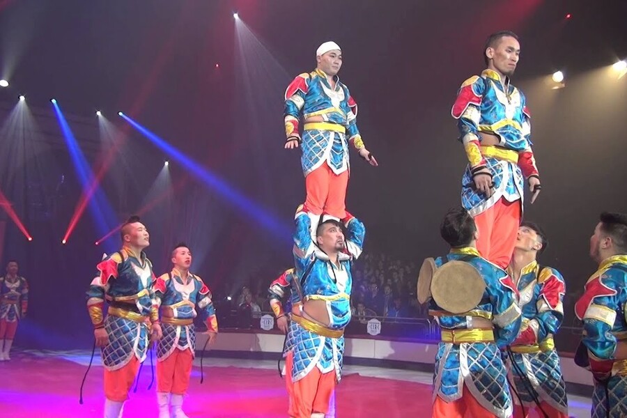 Монгольский национальный цирк в Ташкенте
