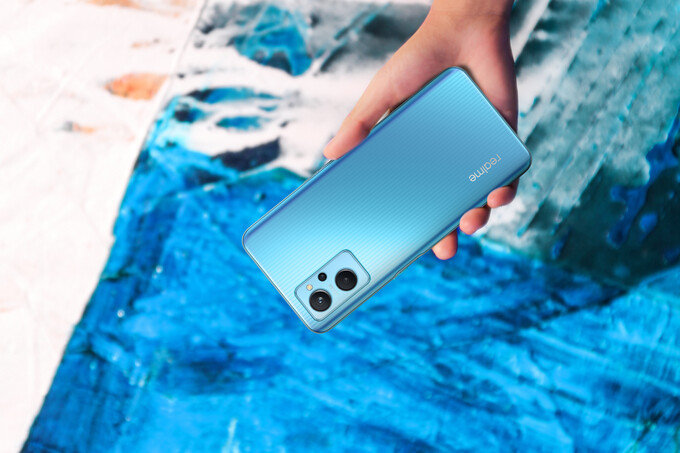 Вместе с realme можно порадовать близких крутыми девайсами на хайит