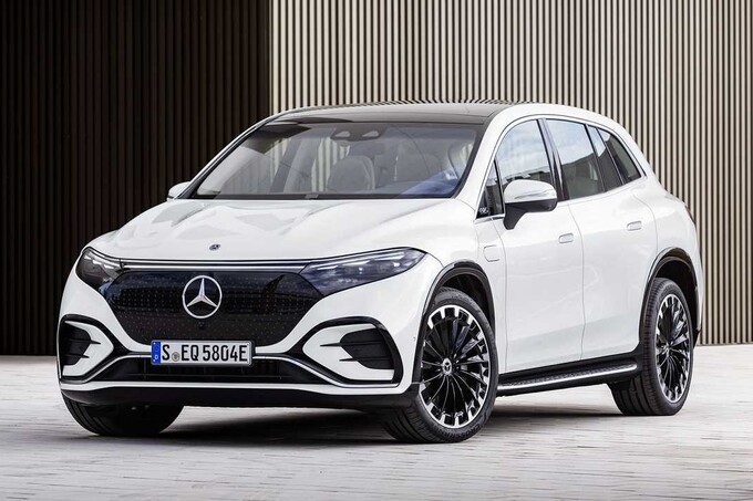 Mercedes-Benz представил электрический кроссовер EQS SUV