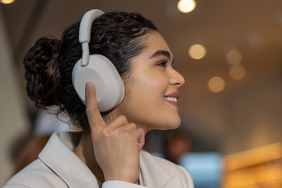 Sony выпустила WH-1000XM5: флагманские наушники в новом дизайне