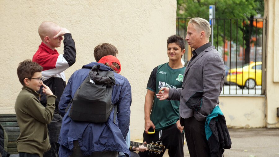 Недетский дом