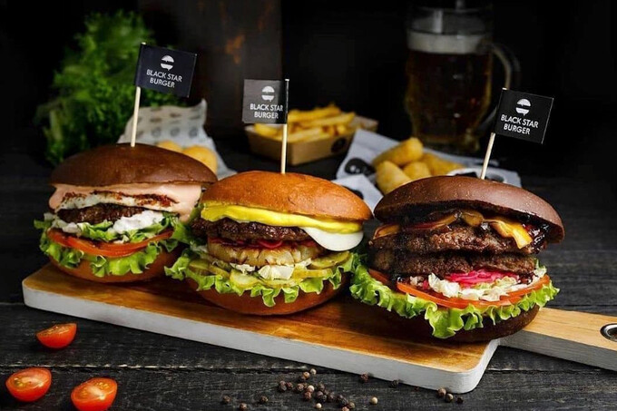Акция в Black Star Burger