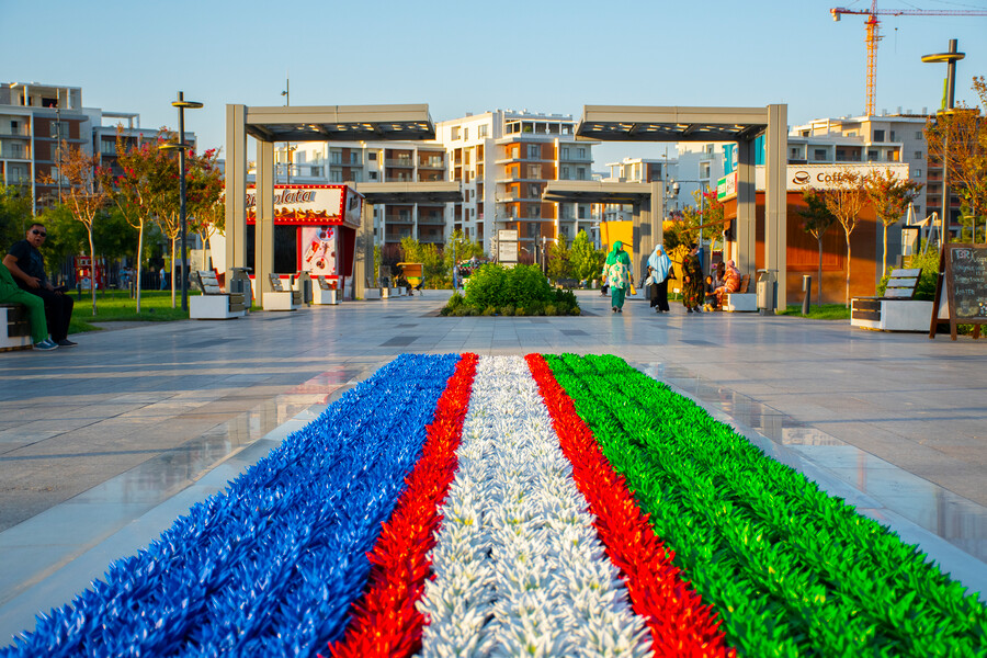 Флаг из суккулентов выложили в парке Tashkent City