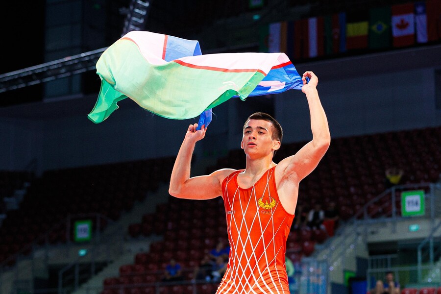 Узбекистанцы завоевали 4 медали на молодежном чемпионате мира по спортивной борьбе