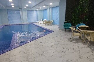 Olmos Hotel