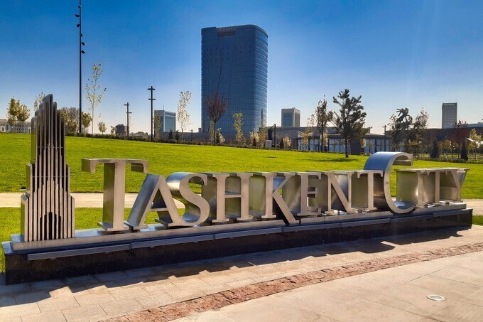 Дискотека 80-90х в парке Tashkent City