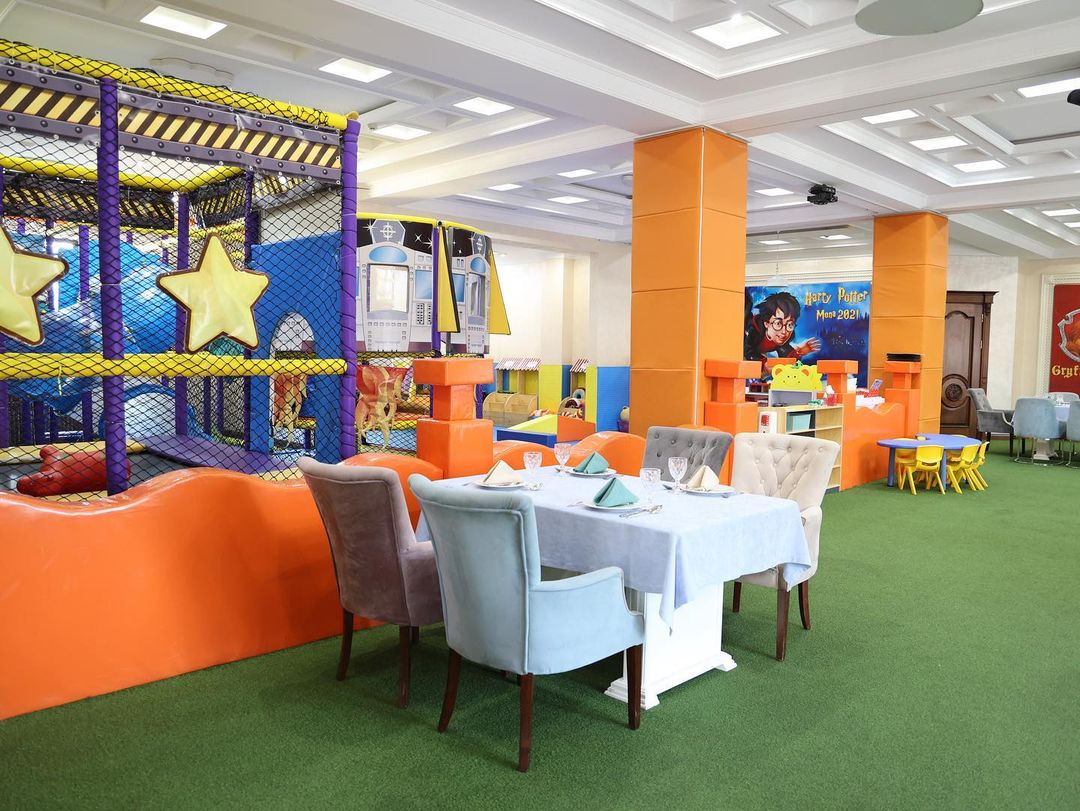 Рестораны и кафе Ташкента с детскими площадками 2022 — Афиша Ташкента