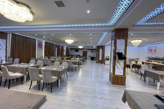 Olmos Hotel