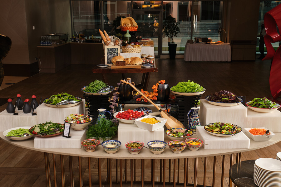 Shosh Restaurant приглашает на воскресный бранч в отеле Hilton