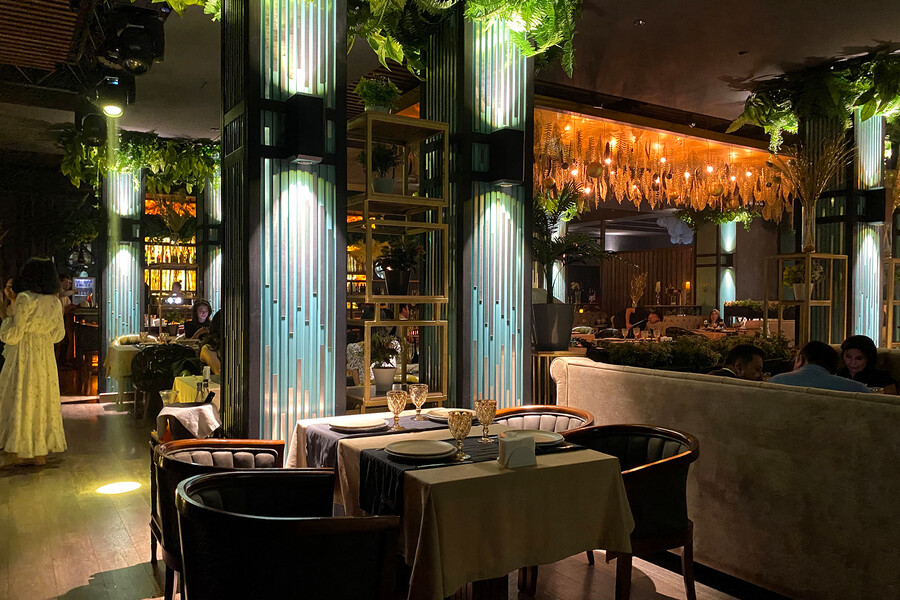 Новогодние корпоративы в Panaram’s Restaurant