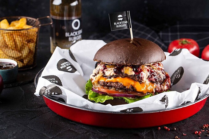 Акция в Black Star Burger 