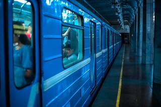 В ташкентском метро стала доступна мобильная связь четырёх операторов