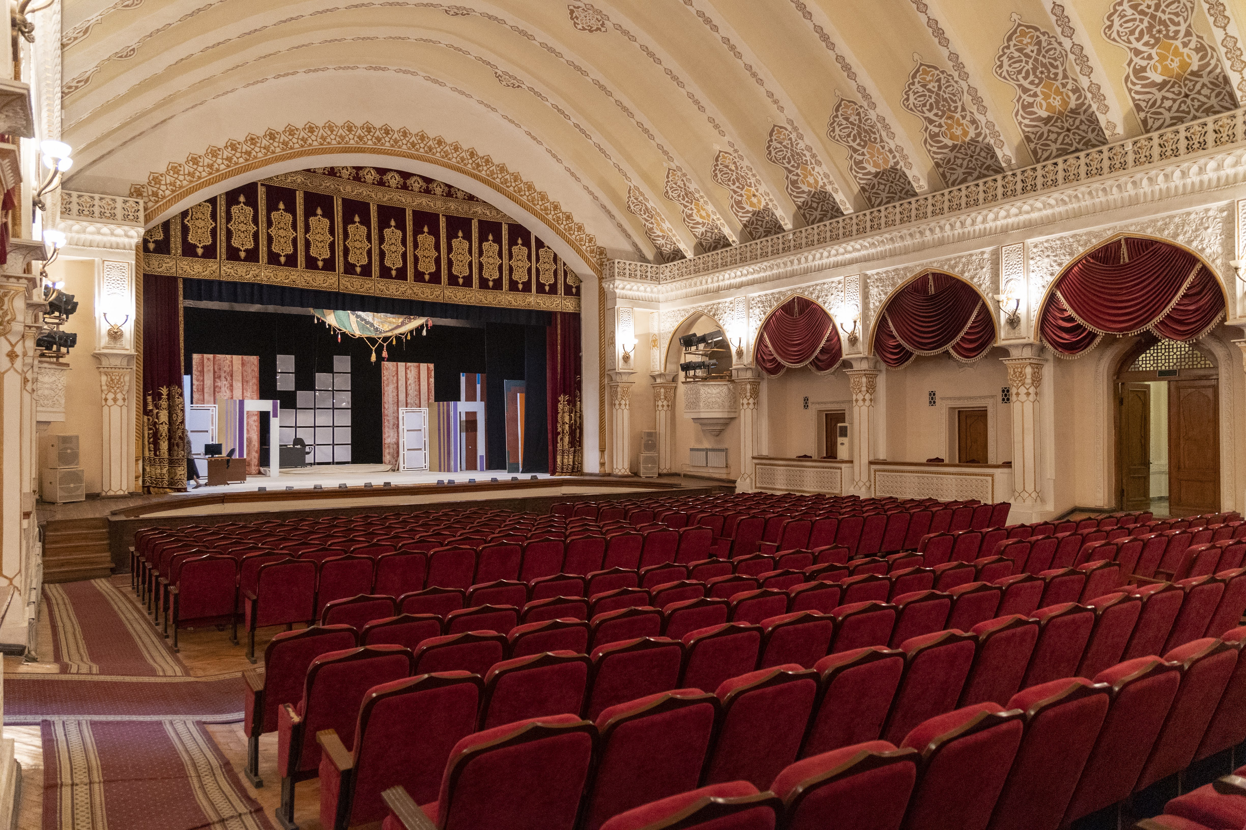 Andrea Sultiz bilan porno VK-da etuk va yosh porno fotosuratlar