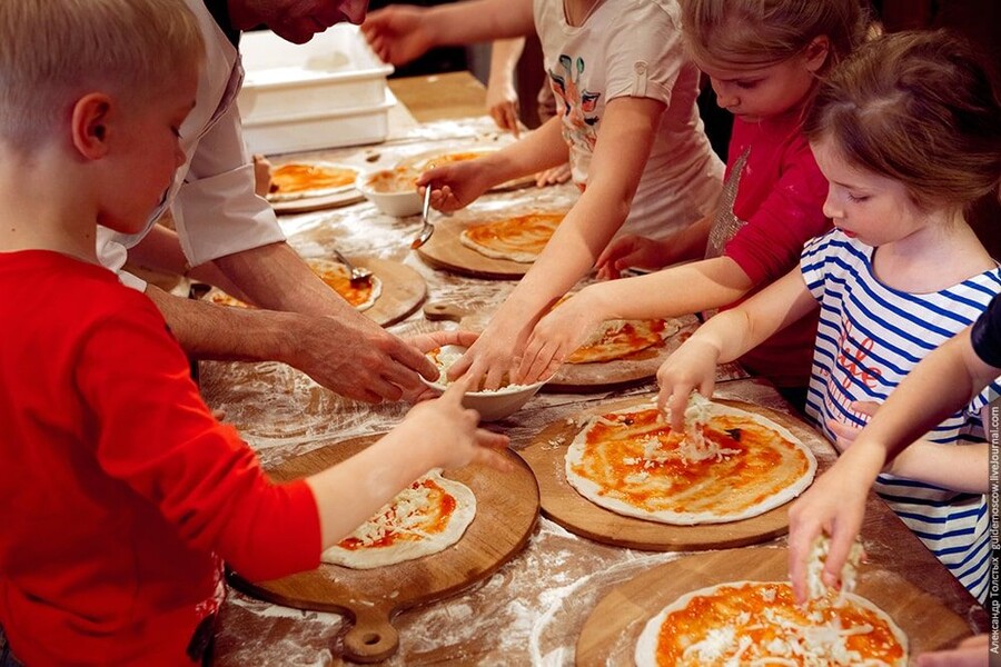 Мастер-класс по изготовлению пиццы в Velvet