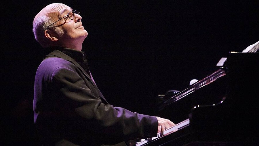 Tynda.Music'dan Lyudoviko Einaudi musiqasi konserti
