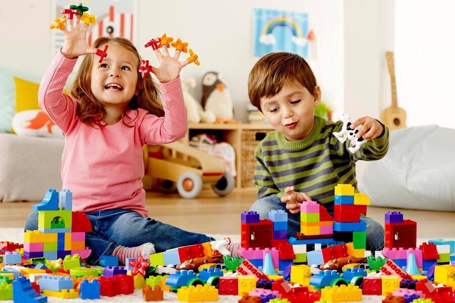 Toy World`da aksiyalar