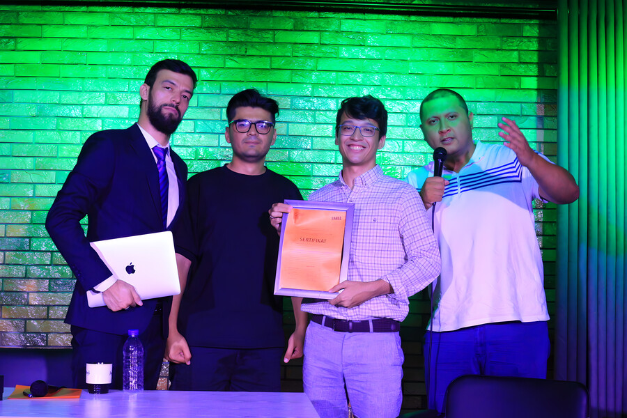 "SAHNA stand up club" da yumoristik tadbirlar