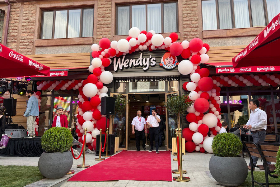 Wendy's`da Pre-Party