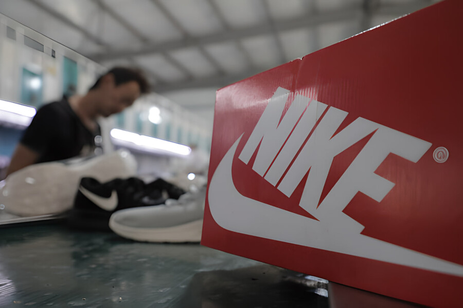 O'zbekistonda Nike krossovkalari ishlab chiqarila boshlandi