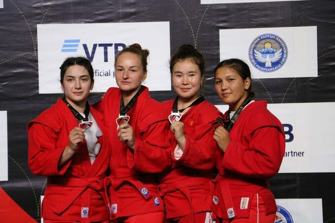 O‘zbekistonlik sambochilar Jahon kubogida 18 ta medalga ega chiqdi