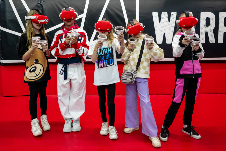 VR-арена Warpoint предлагает провести необычный детский день рождения
