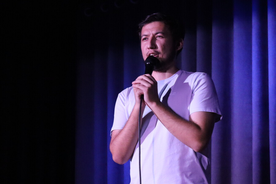"SAHNA stand up club" da yumoristik tadbirlar