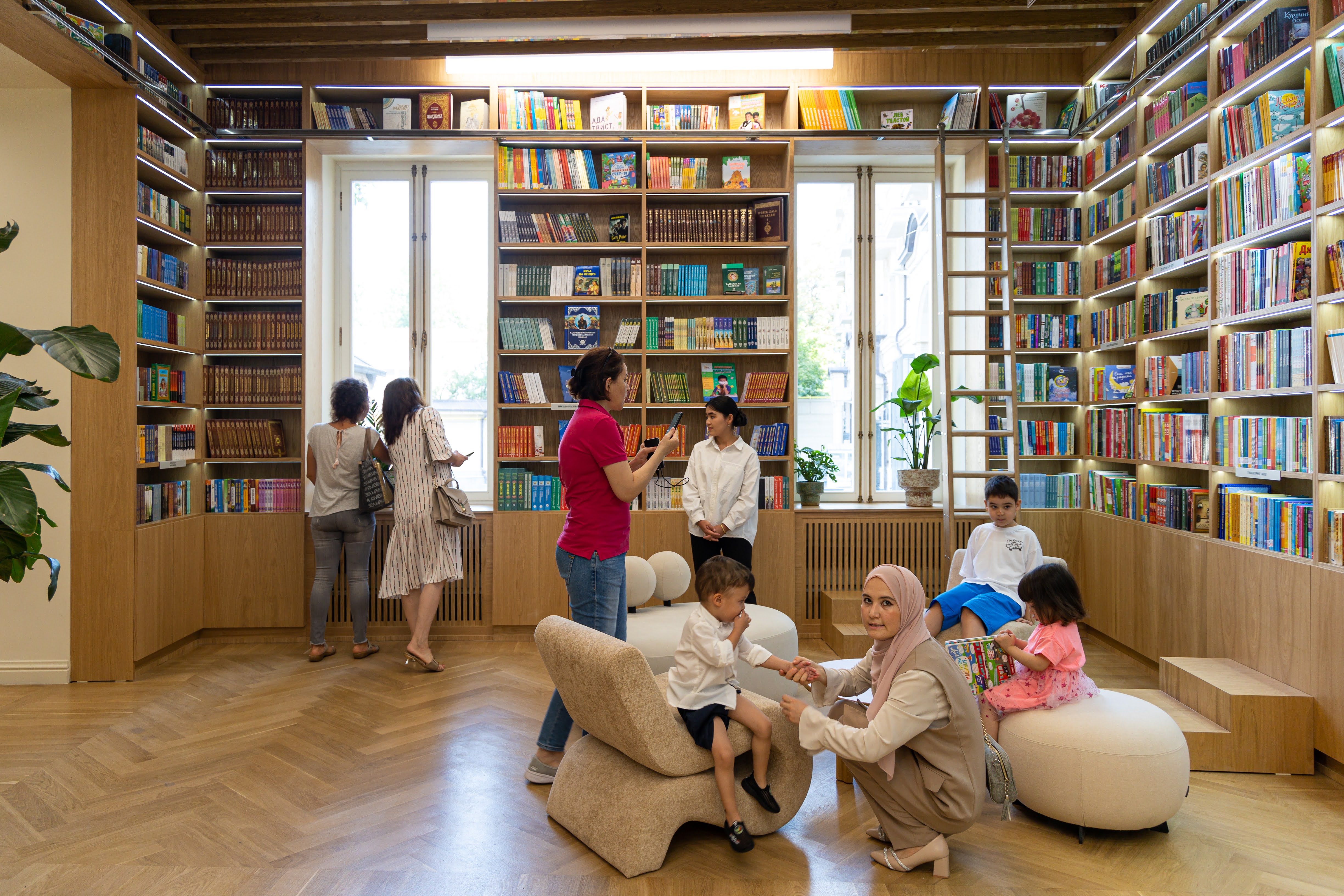 Oyoqsiz qiz bilan jinsiy aloqa