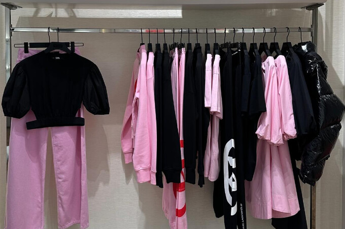 Karl Lagerfeld`da aksiya