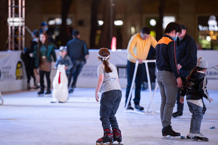 Porno kotib ish topadi