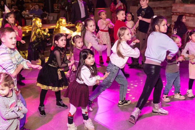 Villa Brasserie`da bolalar uchun shoular