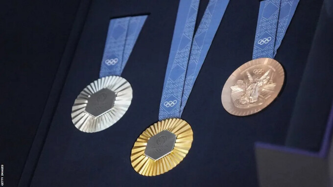 Parij-2024 Olimpiadasi medallari Eyfel minorasidan olingan temirdan tayyorlanadi