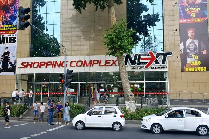 "Next" savdo majmuasida bayram shou dasturi