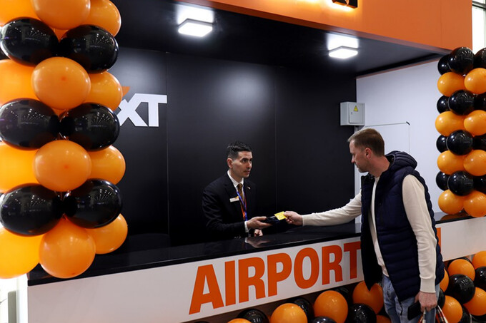 Toshkent aeroportida yana bir rasmiy taksi xizmati ish boshladi