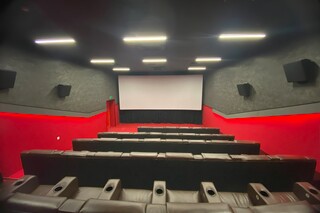 Cinemaplex, зал №2 (VIP)