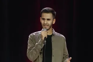 Abu Bakr Fozilov stendap konserti