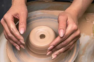 Human House'da kulolchilik boʻyicha mahorat darsi