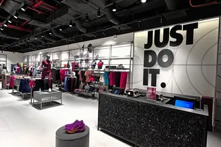 Nike'da chegirmalar