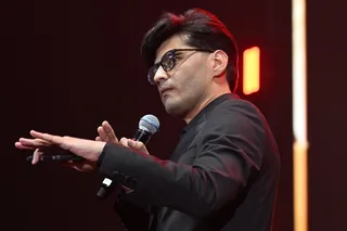 Mirshakar Fayzulloyevning "Xayr, fevral" shousi