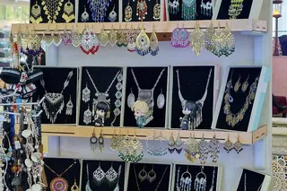 Samarqand Darvoza'da Sharqona bozor