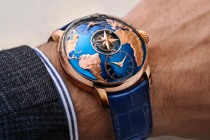 Представлена новая модель часов The World Is Yours от Jacob & Co.